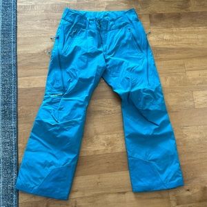 Patagonia women’s goretex snow pants